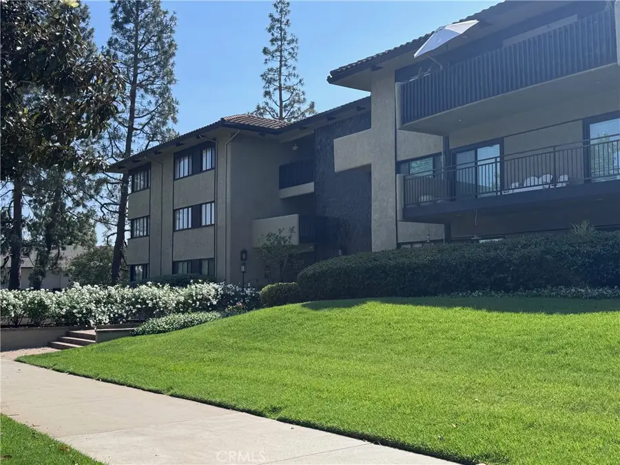 111 S Orange Grove Blvd #307, Pasadena, CA 91105 - #2