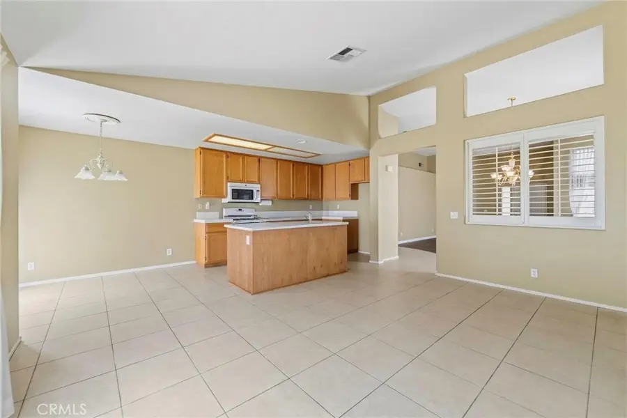 696 Avondale Drive, Corona, CA 92879 - #3