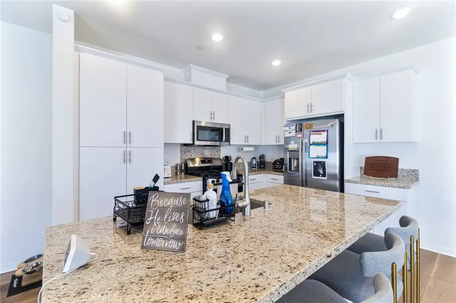 2448 Powell, Rialto, CA 92377 - #3