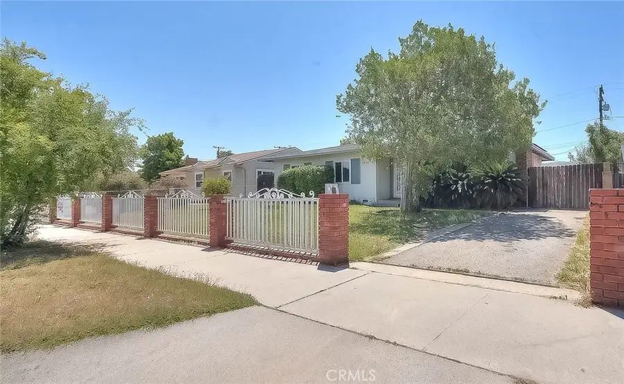 909 W Flora, Ontario, CA 91762 - #2