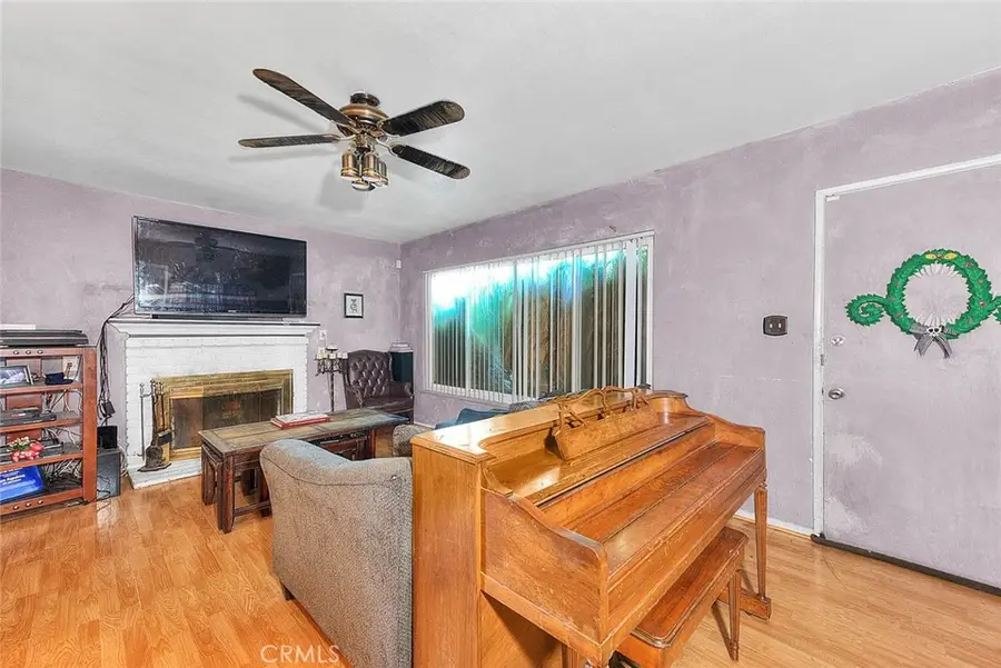 909 W Flora, Ontario, CA 91762 - #3