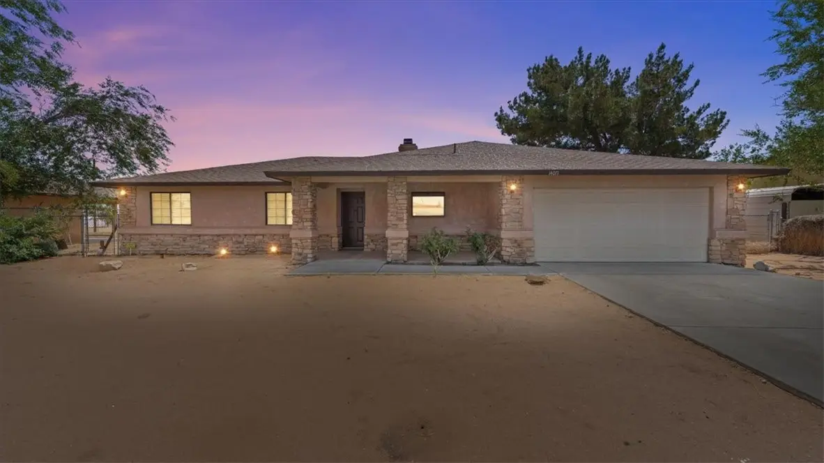 14071 Quinnault Road, Apple Valley, CA 92307 - #1