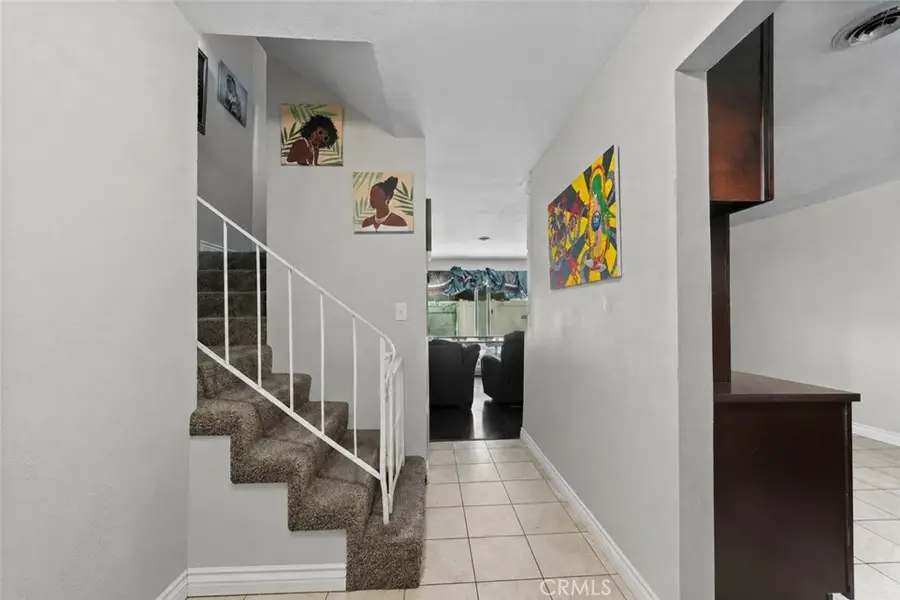 698 E 5th Street, Azusa, CA 91702 - #3