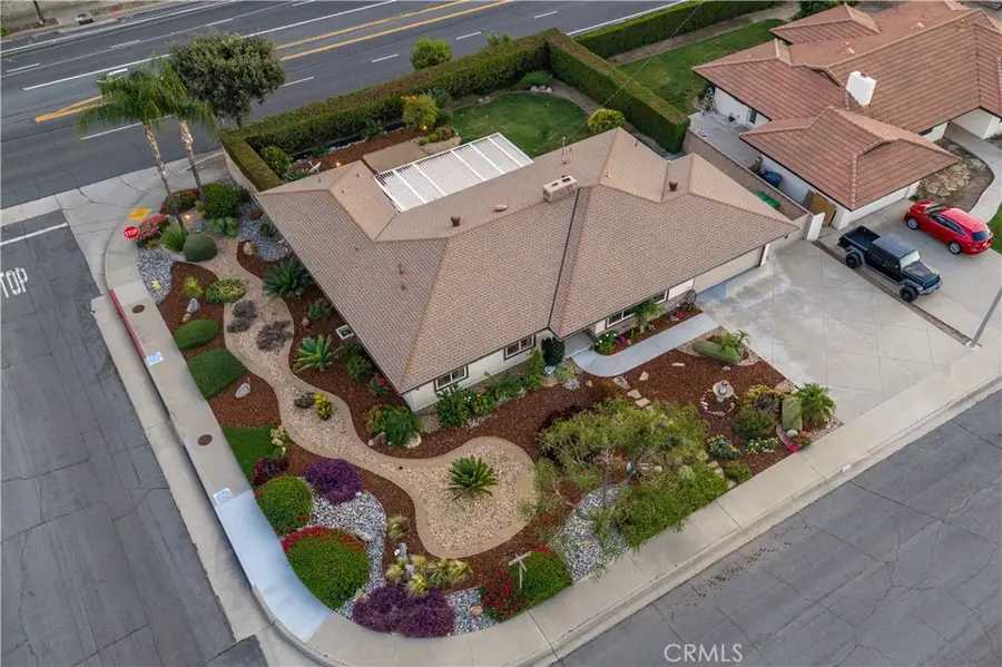 102 W Monterrey Drive, Claremont, CA 91711 - #2