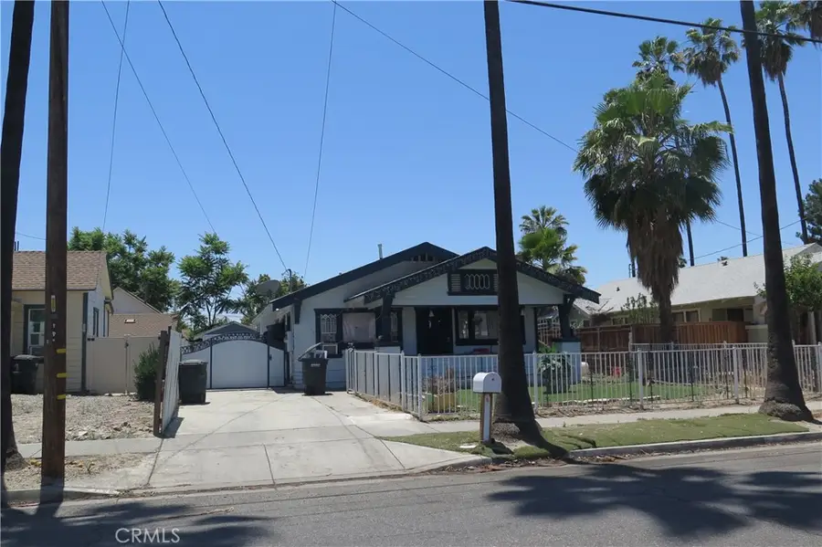 109 Kimball Avenue E, Hemet, CA 92543 - #2