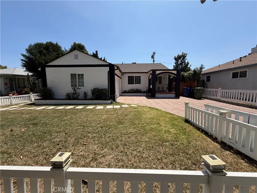 6654 Capps Avenue, Reseda, CA 91335 - #3