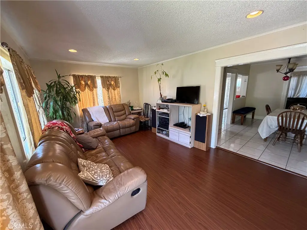 1308 W 90th, Los Angeles, CA 90044 - #1