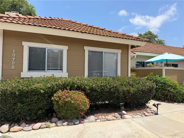 10730 Holly Meadows #B, Santee, CA 92071