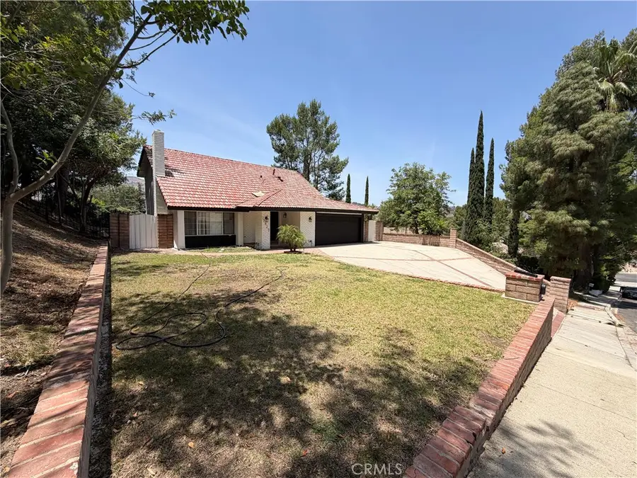 12829 Mclennan Avenue, Granada Hills, CA 91344 - #3