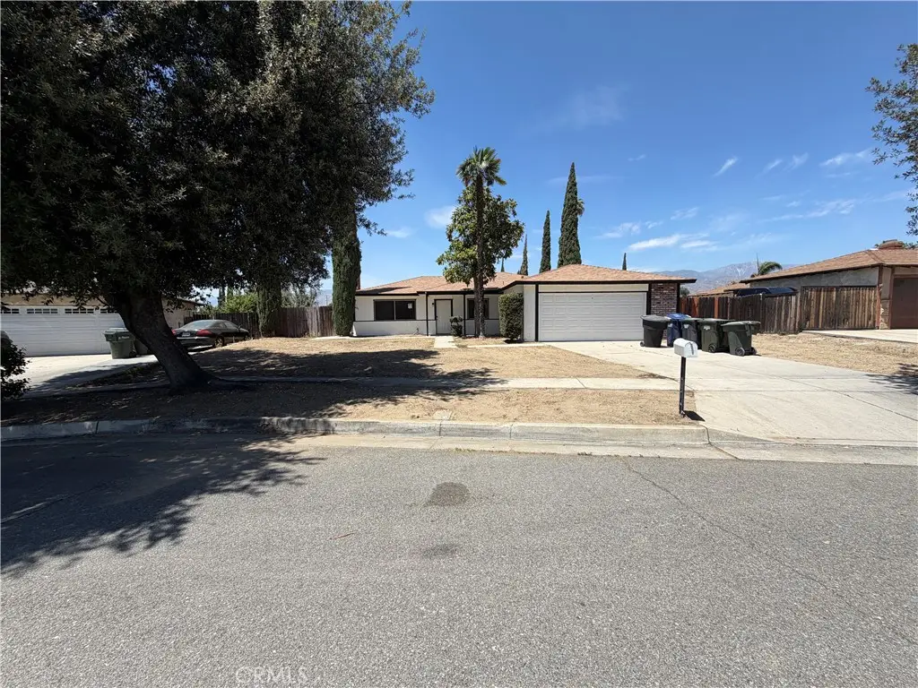 813 Doyle Avenue, Redlands, CA 92374 - #1
