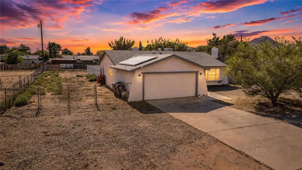 15456 Dale Evans Parkway, Apple Valley, CA 92307 - #1