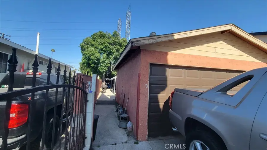 9306 Parmelee Avenue, Los Angeles, CA 90002 - #2