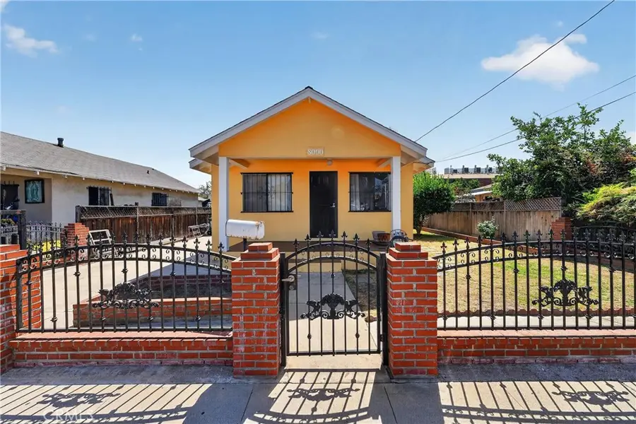 8000 Lou Dillon Avenue, Los Angeles, CA 90001 - #2