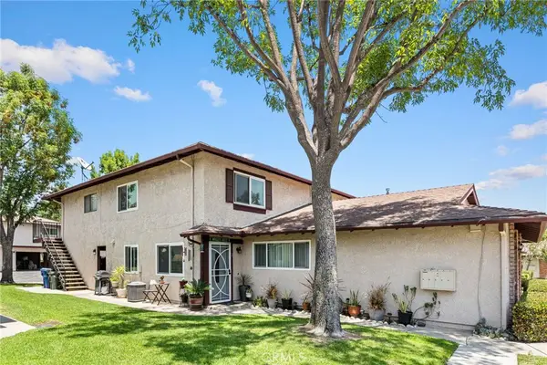 1145 W Sierra Madre Avenue W #2, Azusa, CA 91702