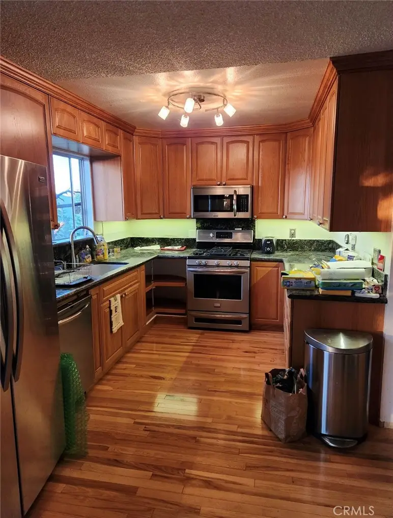24066 Lakeview Drive, Crestline, CA 92325 - #2