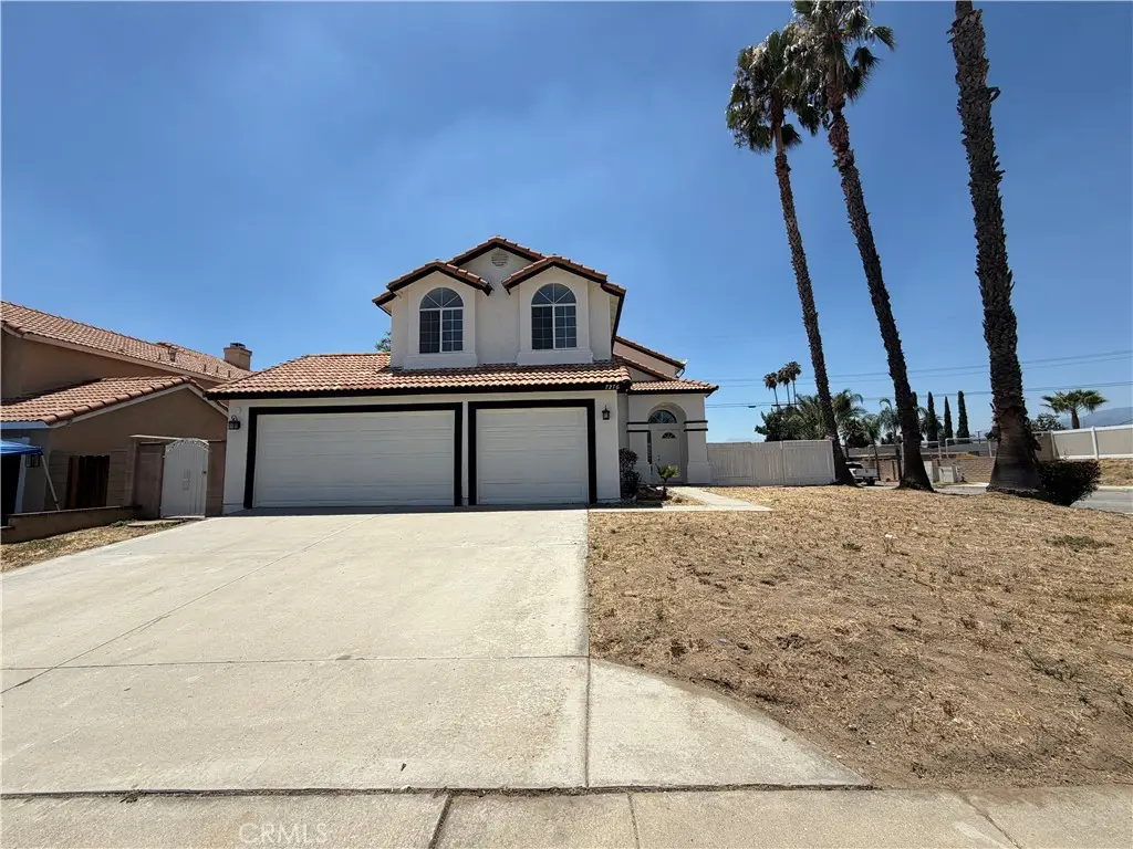 7276 Catalpa Avenue, Highland, CA 92346 - #1