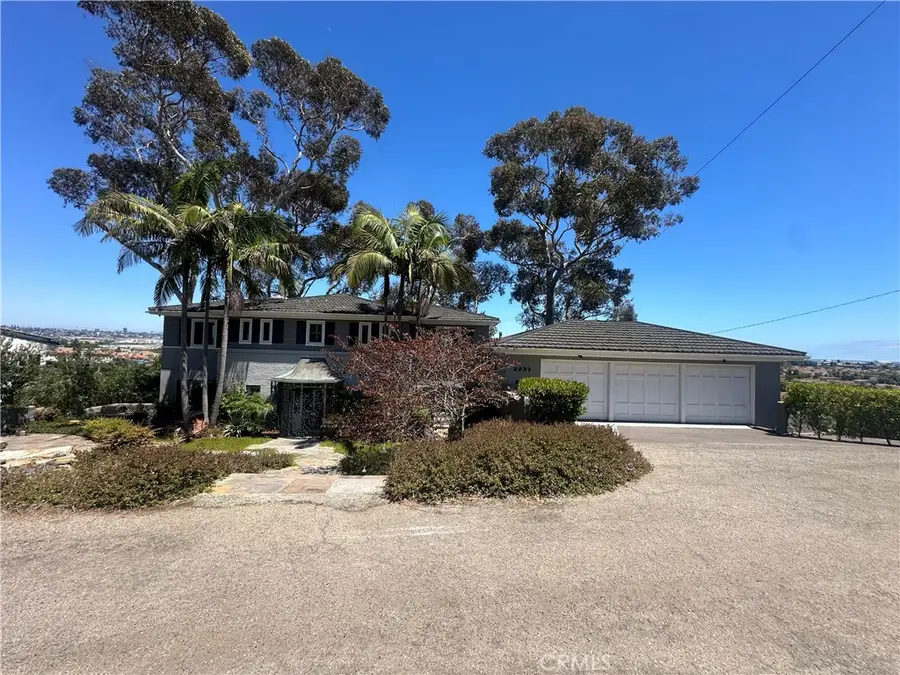 2205 Locust, San Diego, CA 92106 - #2