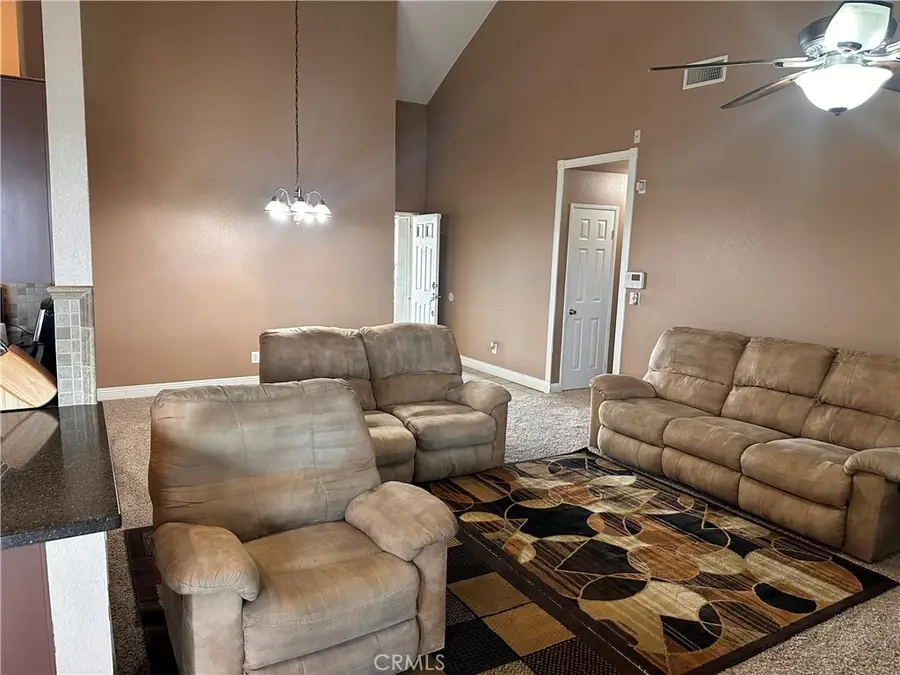 27631 Powell, Highland, CA 92346 - #2