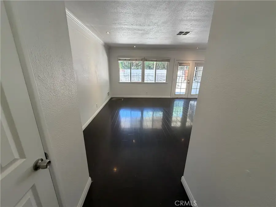 8017 Lurline Avenue, Winnetka, CA 91306 - #3