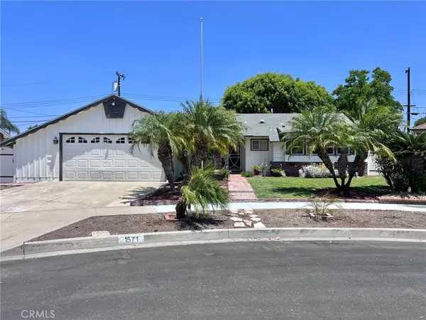 1571 W Pacific, Anaheim, CA 92802