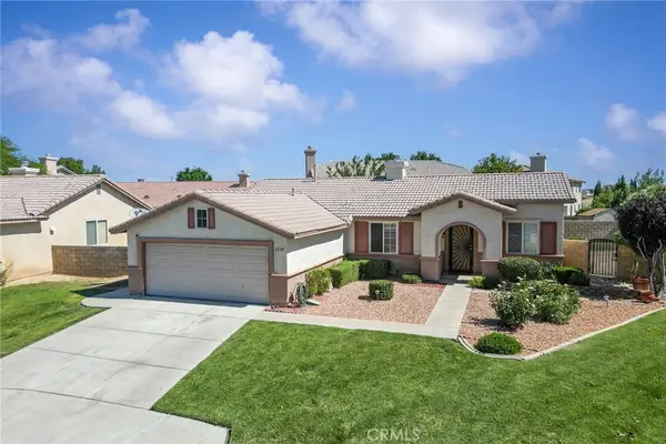 1219 W Holguin Street, Lancaster, CA 93534