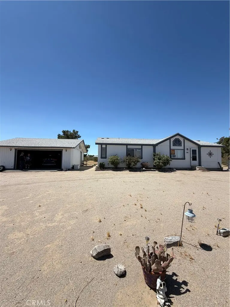 4821 Blue Grass, Phelan, CA 92371 - #1