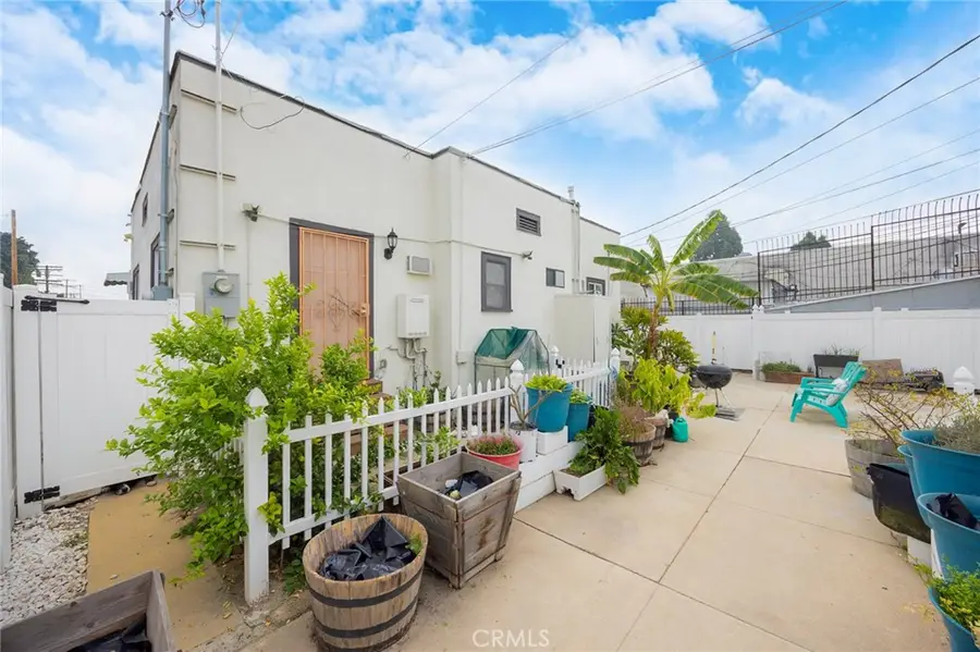 4019 S Van Ness Avenue, Los Angeles, CA 90062 - #3