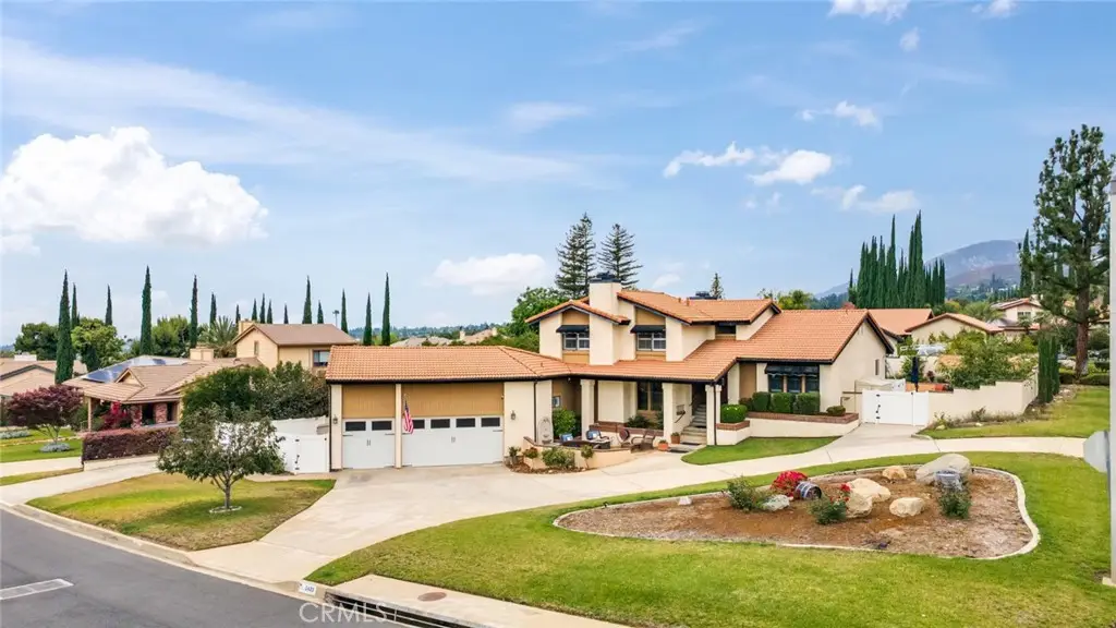 2429 Cliff Road, Upland, CA 91784 - #1
