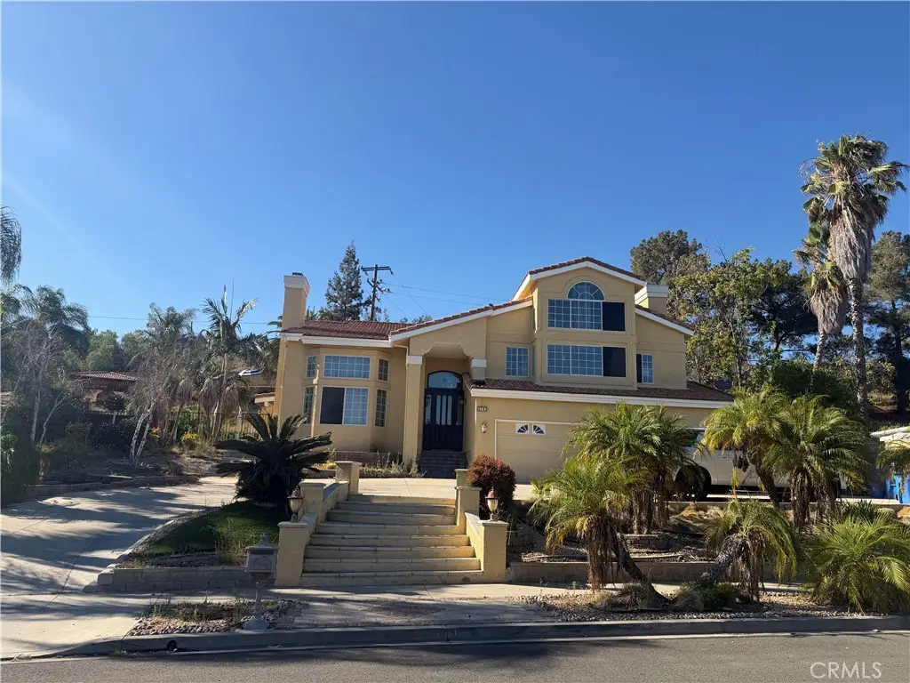 3243 Yardley, Simi Valley, CA 93063 - #1