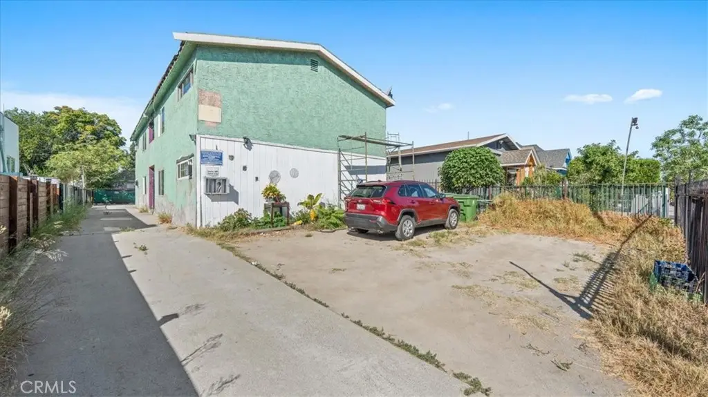 1362 E 20th Street, Los Angeles, CA 90011 - #1