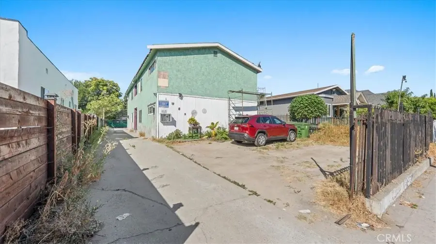 1362 E 20th Street, Los Angeles, CA 90011 - #2