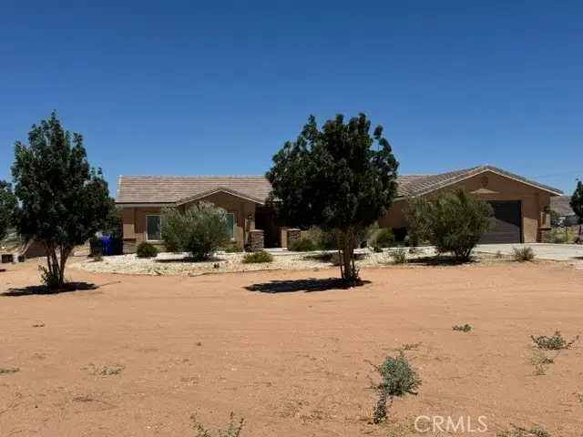 21832 Thunderbird, Apple Valley, CA 92307 - #1