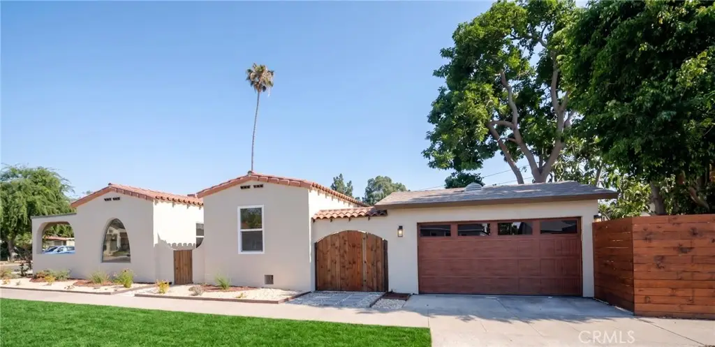 2391 Fashion Ave, Long Beach, CA 90810 - #1