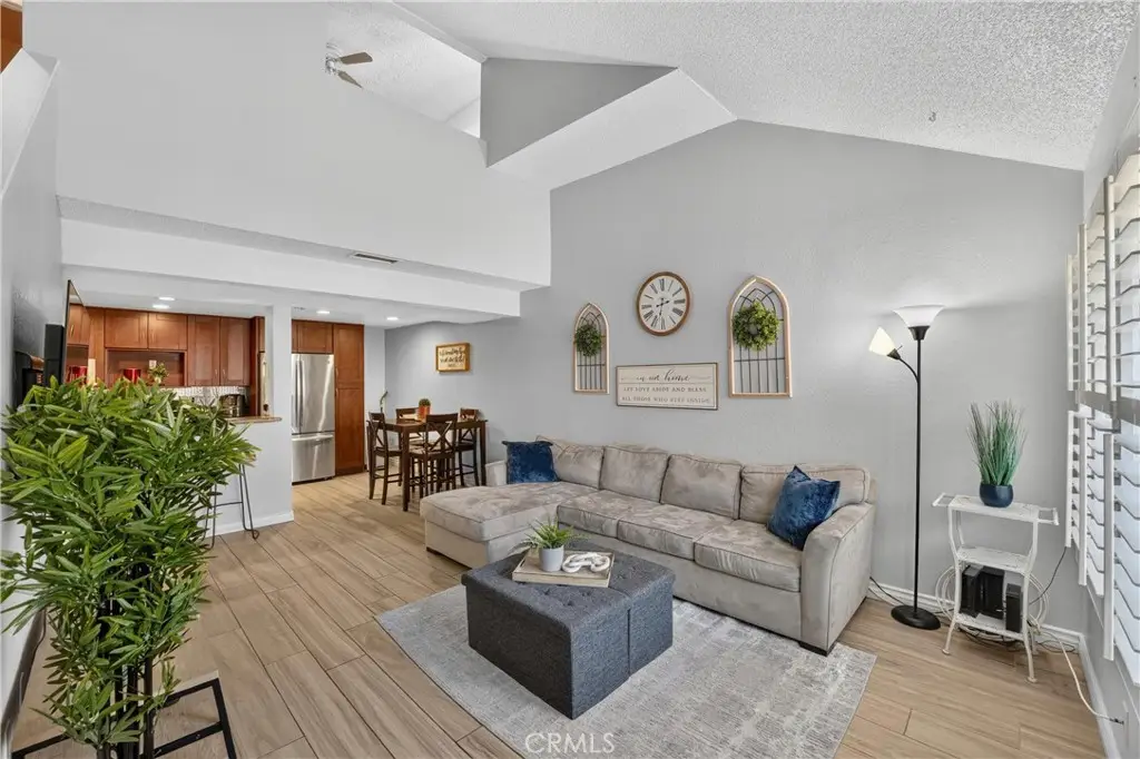 435 W 9th #B3, Upland, CA 91786 - #1