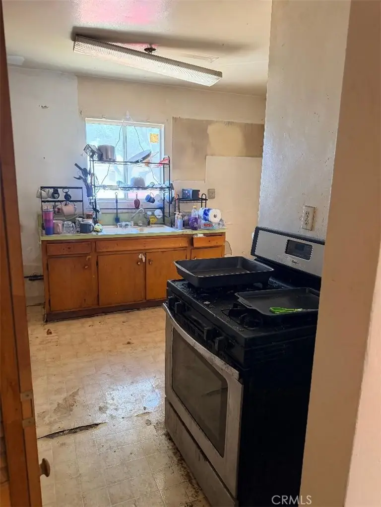 25735 Vine, San Bernardino, CA 92410 - #2