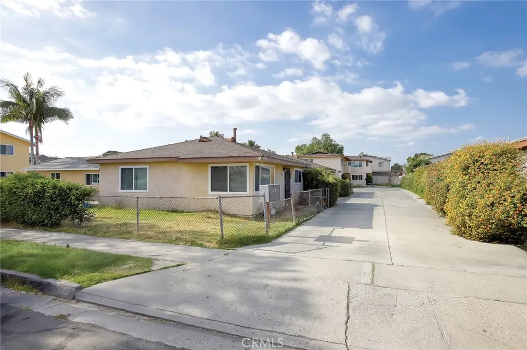 6029 Live Oak Street, Bell Gardens, CA 90201 - #1