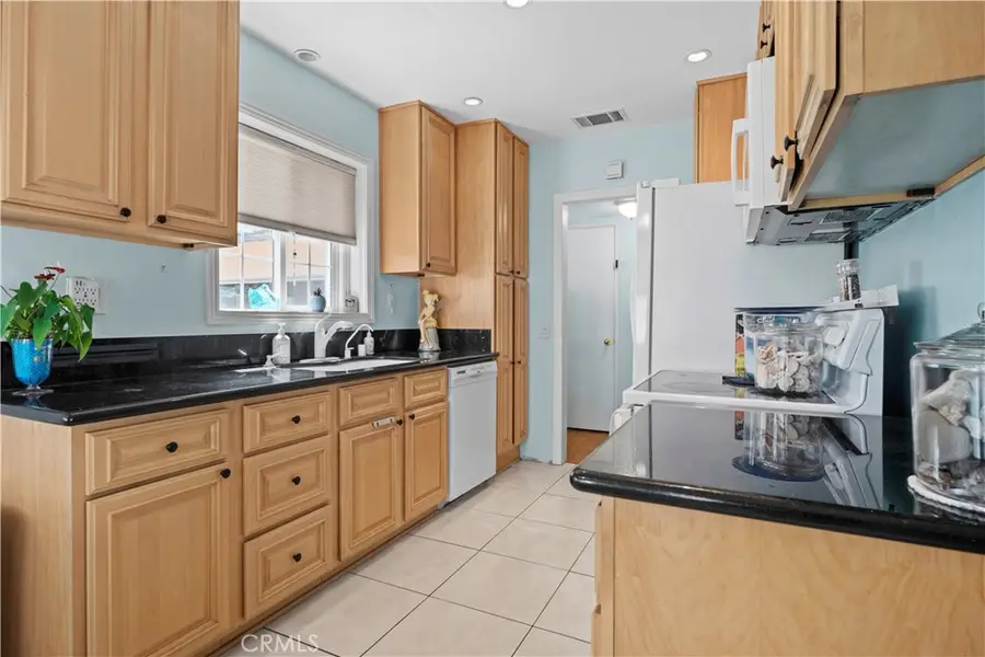 733 S Bender Avenue, Glendora, CA 91740 - #2