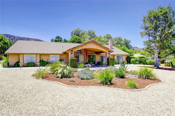 13634 Oak Mesa Drive, Yucaipa, CA 92399