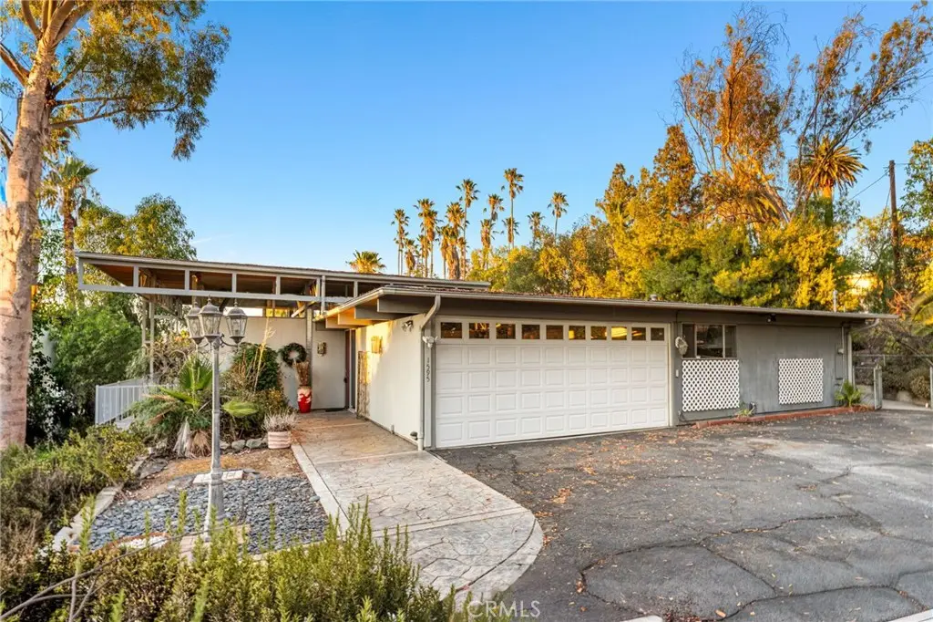1595 Cherokee Road, Corona, CA 92881 - #1