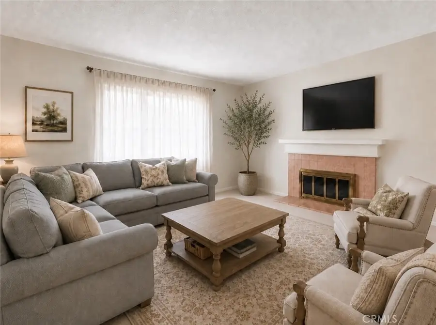127 E Juanita, Glendora, CA 91740 - #3