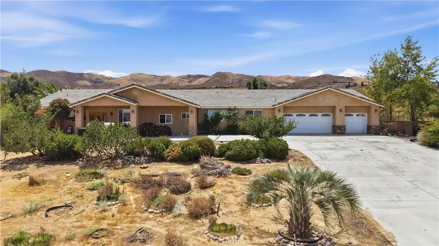 26475 Horizon, Apple Valley, CA 92308 - #3