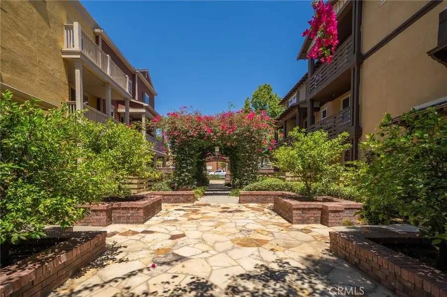 323 S Glendora Avenue, Glendora, CA 91741 - #2