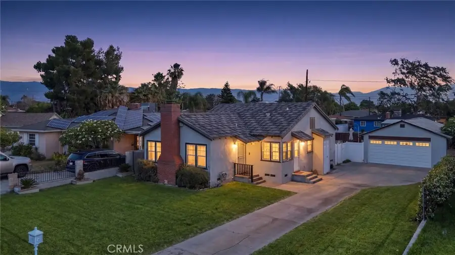 896 Valencia, Colton, CA 92324 - #2