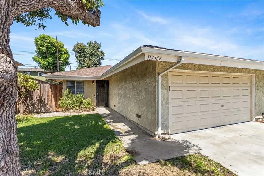 11736 1/2 215th, Lakewood, CA 90715 - #3