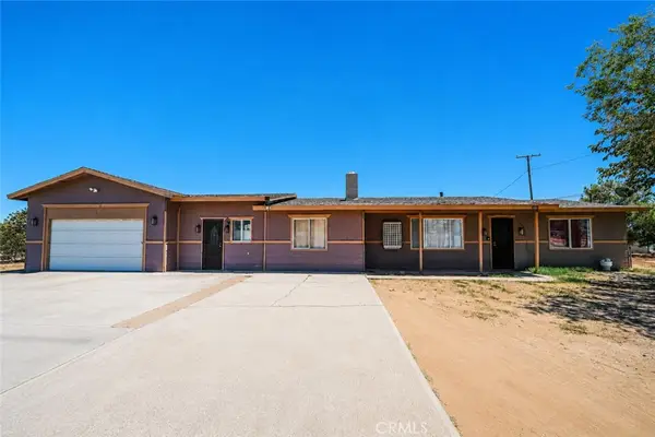 10715 3rd Avenue, Hesperia, CA 92345