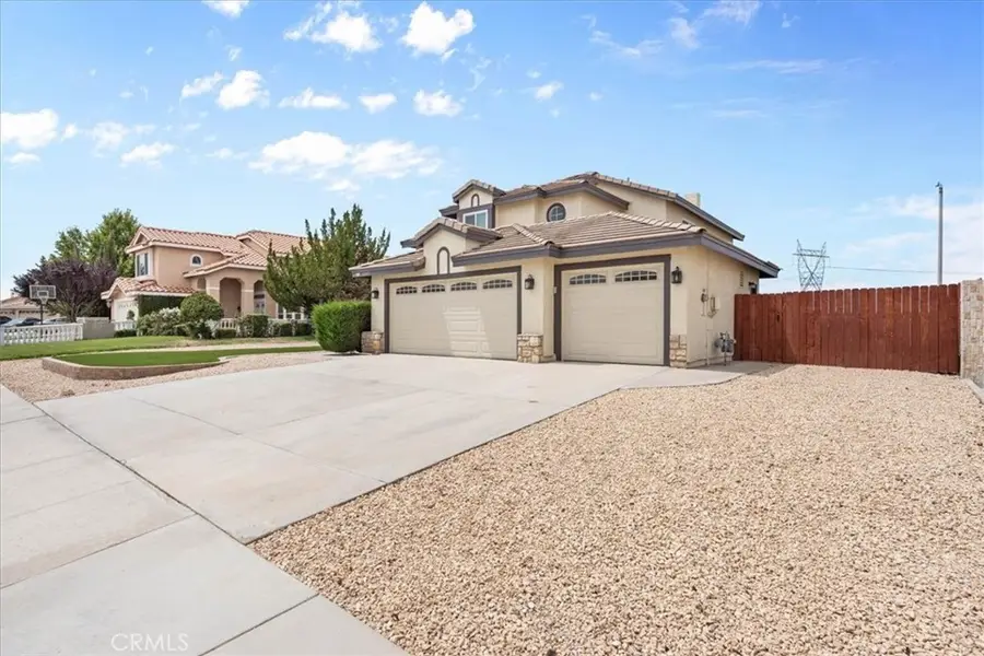 12242 San Ysidro, Victorville, CA 92392 - #2