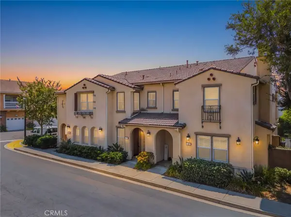 14975 S Highland Avenue #77, Fontana, CA 92336