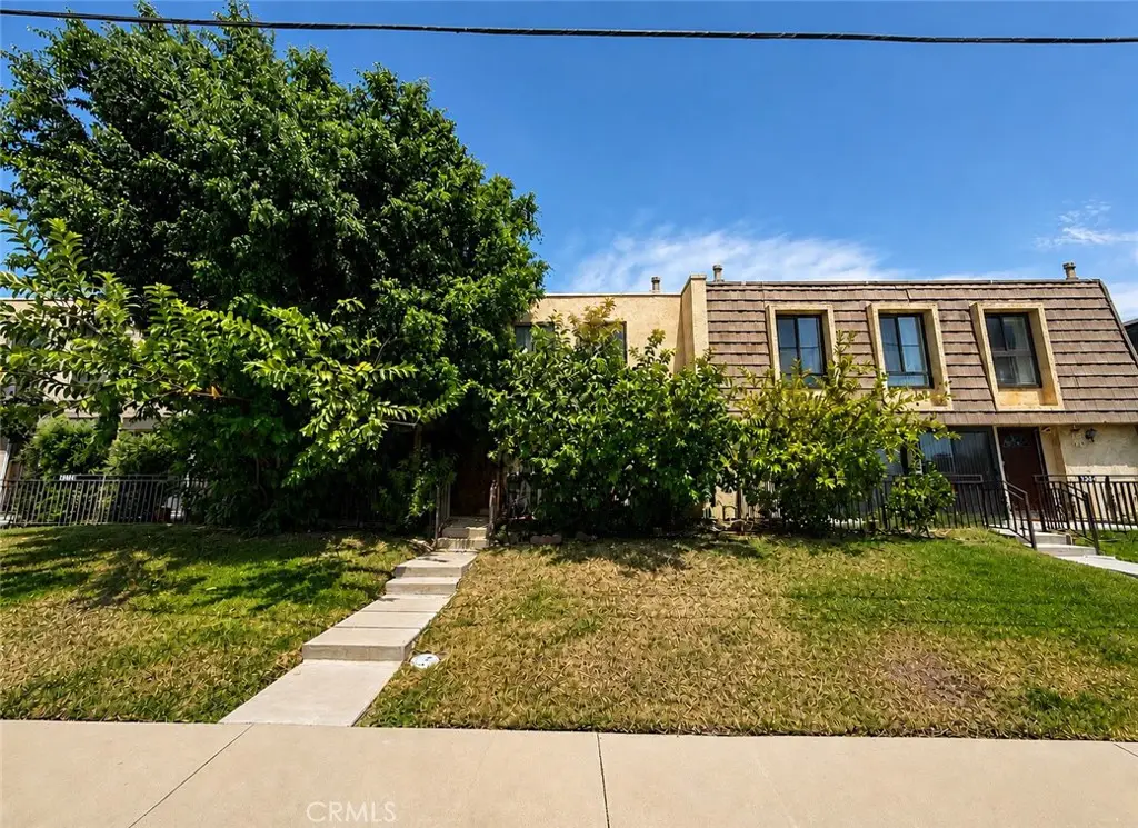 15051 Chatsworth, San Fernando, CA 91345 - #1