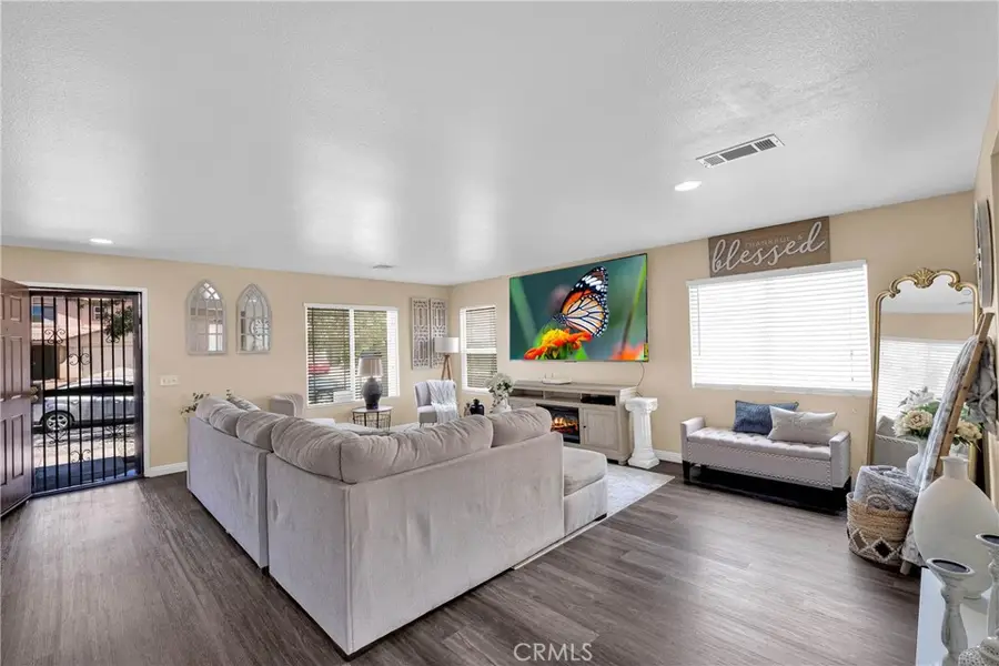 13853 Colorado, Victorville, CA 92394 - #2