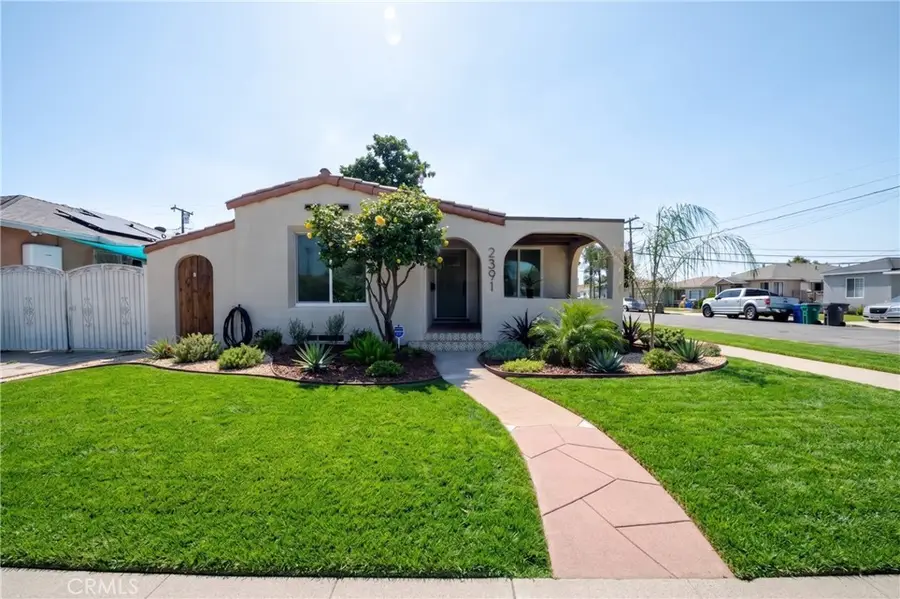 2391 Fashion Ave, Long Beach, CA 90810 - #2